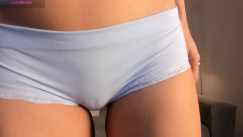 Kim online show from December 22, 2:25 pm