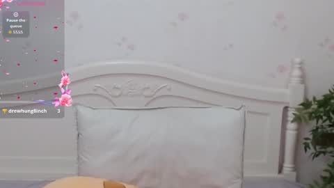 Bernice online show from December 4, 6:44 am