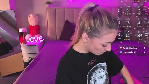 kimberlly_smith online show from March 4, 12:05 am