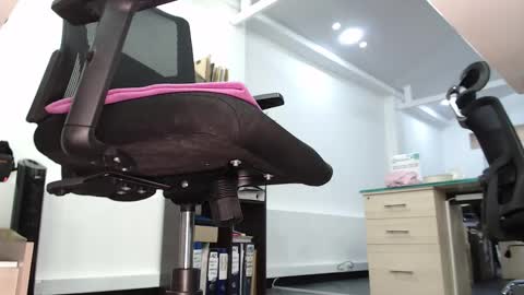 Kimberly 1200-1900 GMT-5 online show from February 25, 5:47 pm