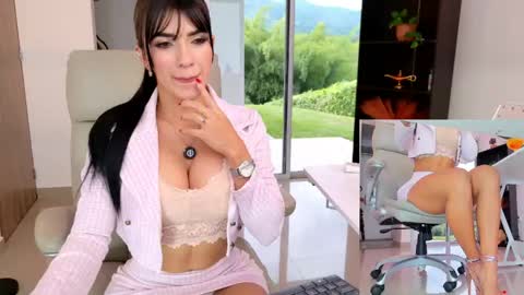 Melissa online show from May 13, 8:16 pm