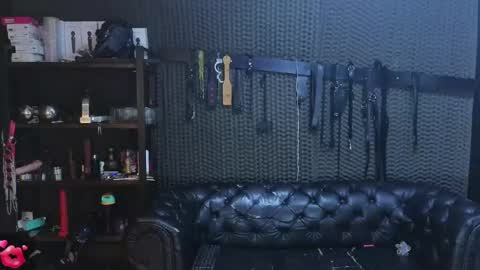  KIMBERLY SWAN  online show from May 24, 11:21 pm