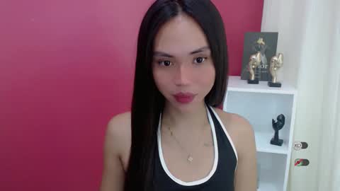 Snapshot of kimberly_tart chatting on April 2, 11:13 pm Kimberly online show from April 2, 11:13 pm