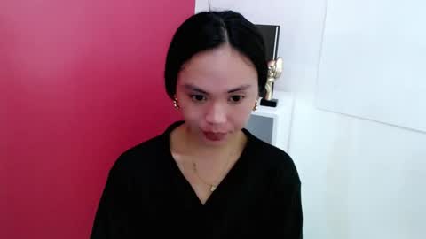 Snapshot of kimberly_tart chatting on April 4, 10:51 pm Kimberly online show from April 4, 10:51 pm