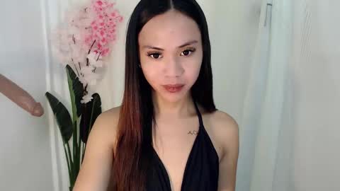 Snapshot of kimberly_tart chatting on May 17, 10:50 pm Kimberly online show from May 17, 10:50 pm