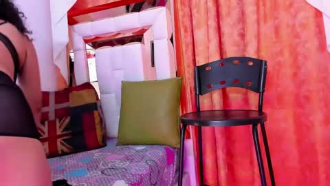        online show from April 26, 11:52 am