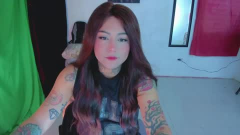 Snapshot of kimberlygati2 chatting on December 18, 10:57 pm Kimberly Polizzi     online show from December 18, 10:57 pm