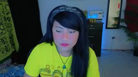 Snapshot of kimberlygati2 chatting on October 13, 2:44 am Kimberly Polizzi     online show from October 13, 2:44 am