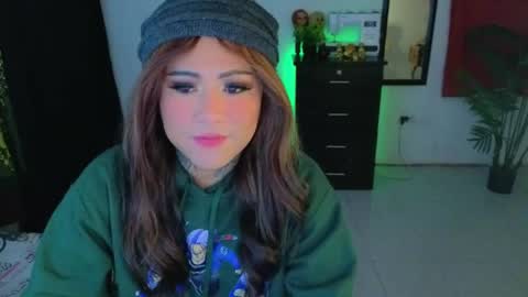 Snapshot of kimberlygati2 chatting on October 25, 2:52 am Kimberly Polizzi     online show from October 25, 2:52 am