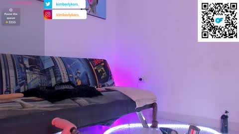 Kimberly online show from November 2, 8:33 pm