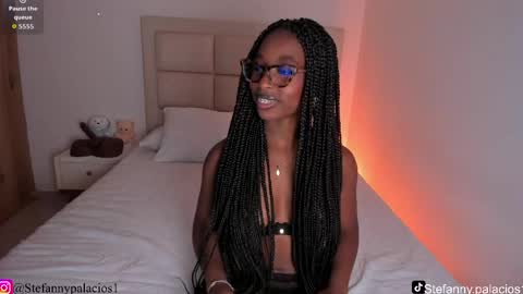 Queen Kim online show from April 9, 1:16 am