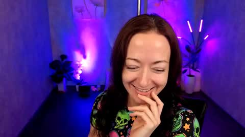 Kimberly online show from February 15, 4:01 pm