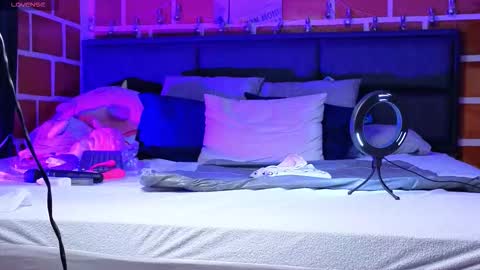 kimberlyreye online show from November 16, 5:35 am