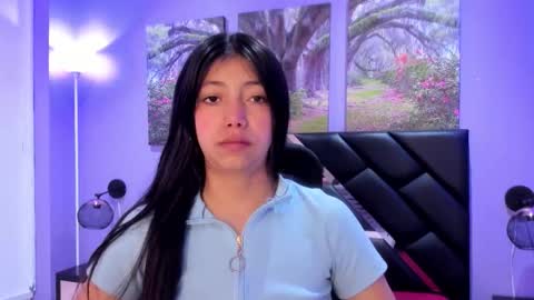 Kimberly Villalobos online show from December 3, 11:30 am