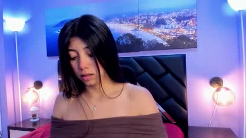 Kimberly Villalobos online show from February 18, 11:28 am