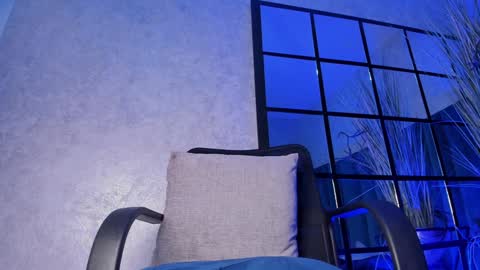 Snapshot of kimblair_ chatting on December 9, 1:45 pm Kim online show from December 9, 1:45 pm