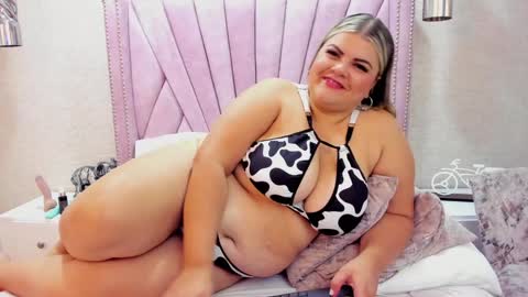 KimBrooks online show from January 11, 3:52 pm