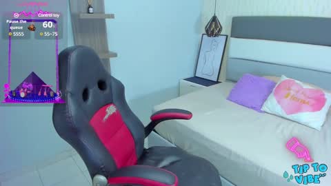 KAREN  online show from January 30, 7:37 pm