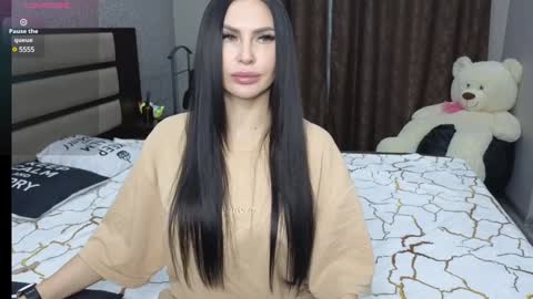 KIm online show from December 22, 11:00 am