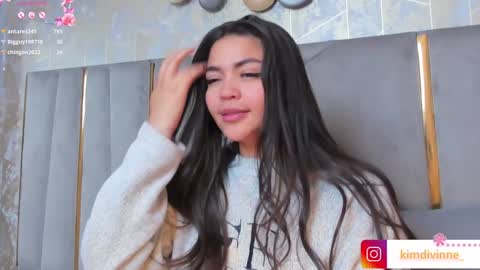  KIM  online show from February 5, 8:54 am