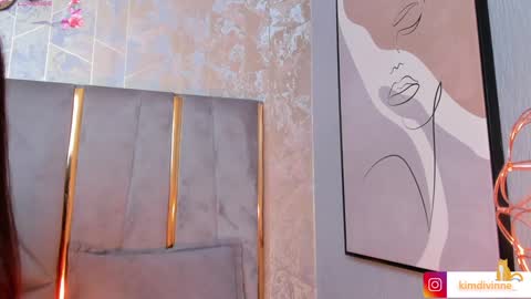  KIM  online show from February 8, 2:58 am