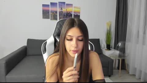 kimi_ivy online show from October 26, 4:07 am