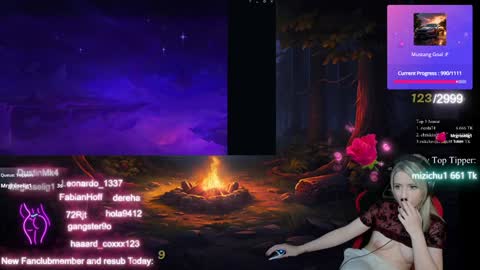 Wolfs Girl online show from January 25, 11:00 pm