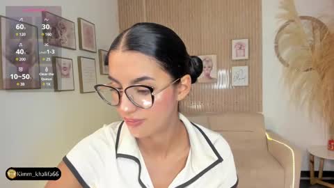 Kim  online show from February 11, 12:59 am