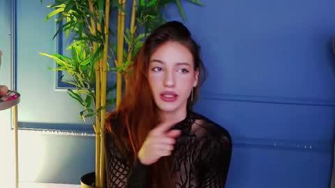 Snapshot of kimmdaviss chatting on February 18, 7:15 am kimmdaviss online show from February 18, 7:15 am