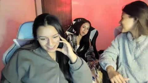 kimmi online show from October 28, 11:18 pm