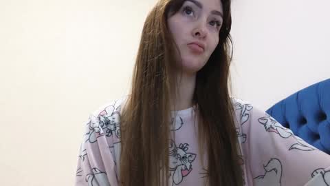 Kimmie online show from November 8, 8:29 pm