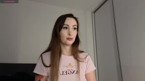 Kimmie online show from May 22, 6:35 pm