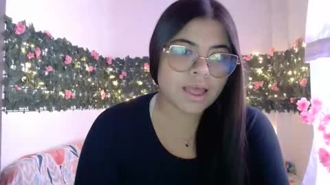 Kimmy online show from November 16, 9:31 pm