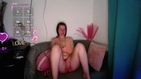 Kimmy online show from June 30, 9:27 pm