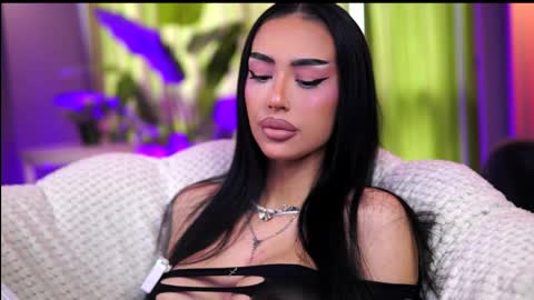 Kim online show from April 2, 8:23 am