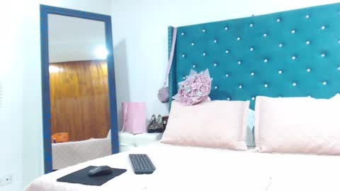 Kim online show from October 2, 4:36 pm