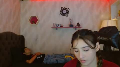 Snapshot of kimty_ chatting on October 9, 8:23 am kimty online show from October 9, 8:23 am