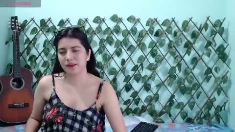 Kim and Zuka online show from February 8, 10:51 pm