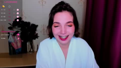 Hazel online show from September 27, 8:25 pm