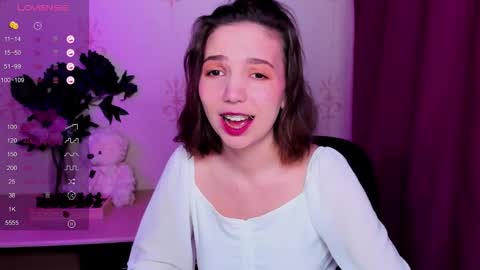 Hazel online show from March 12, 8:15 pm