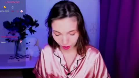 Hazel online show from April 15, 1:45 am