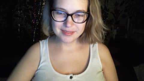 kindsweet online show from March 5, 1:42 am