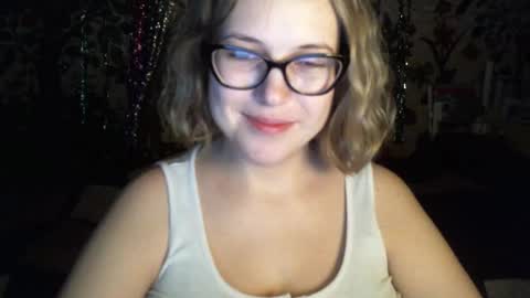 kindsweet online show from March 8, 11:39 pm