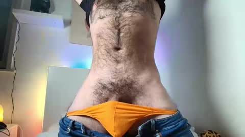 Snapshot of king7045 chatting on December 14, 1:33 am king7045 online show from December 14, 1:33 am