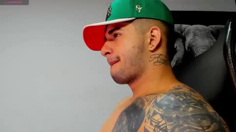 Angel Falconer online show from November 15, 11:43 pm