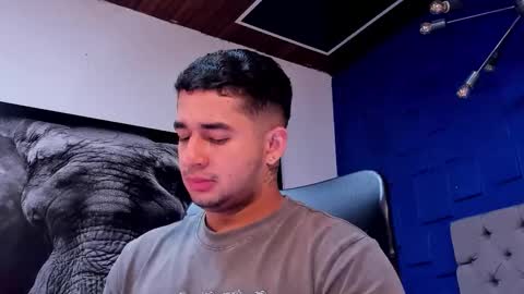 Angel Falconer online show from December 4, 2:43 am