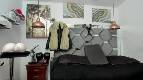 Snapshot of king_fitt_ chatting on January 23, 6:56 pm HOT MEN BLACK online show from January 23, 6:56 pm