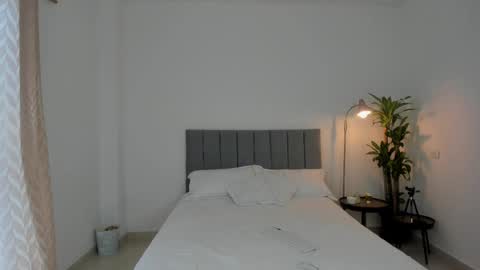 Snapshot of king_master77 chatting on February 22, 2:41 pm king_master77 online show from February 22, 2:41 pm