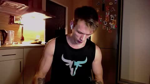 Snapshot of king_pong chatting on November 21, 10:52 pm king_pong online show from November 21, 10:52 pm