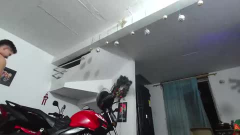 king_russo online show from December 18, 2:39 am